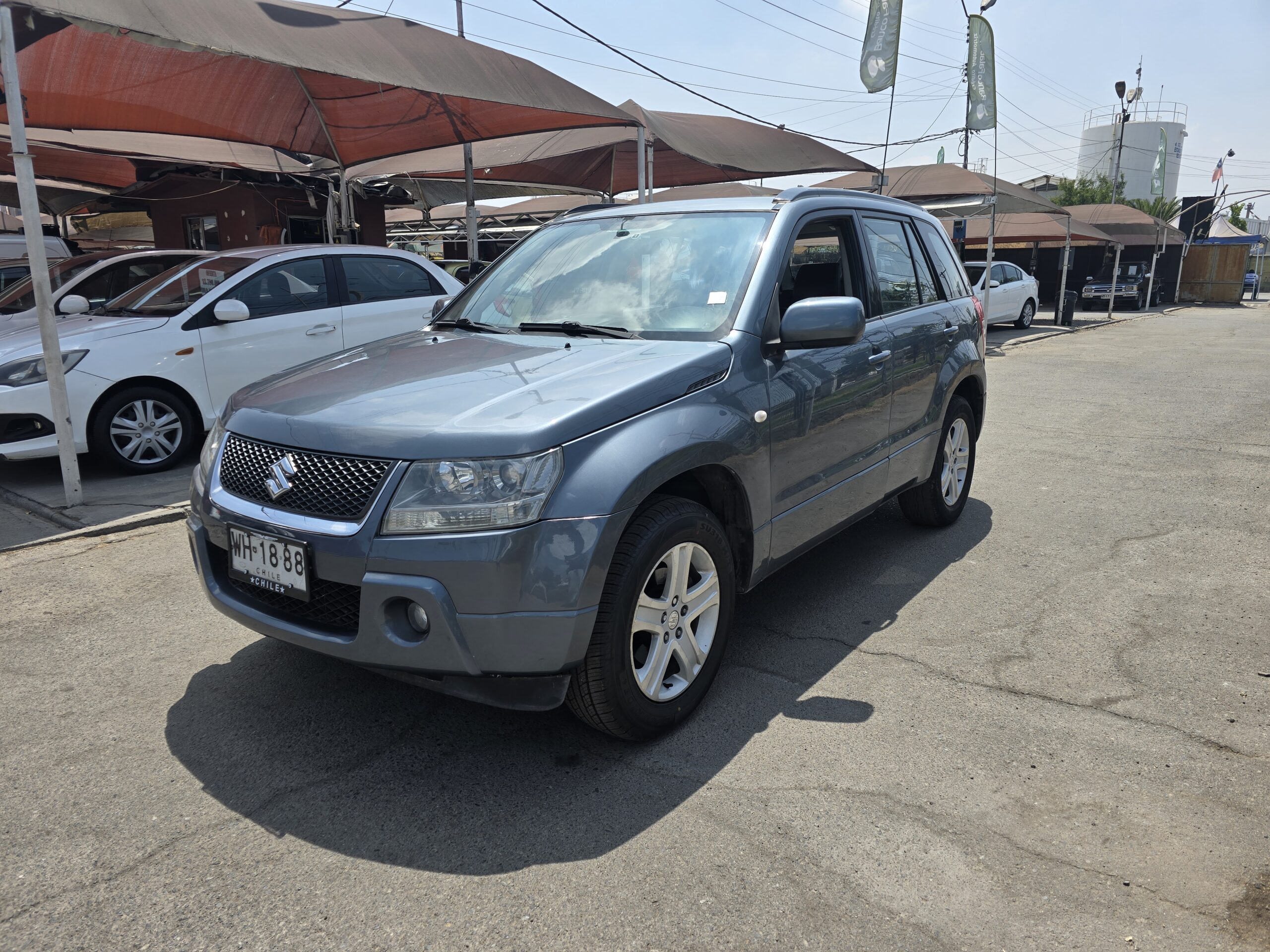 SUZUKI GRAND NOMADE 4X4 AUTOMATICA 2006 2.5cc