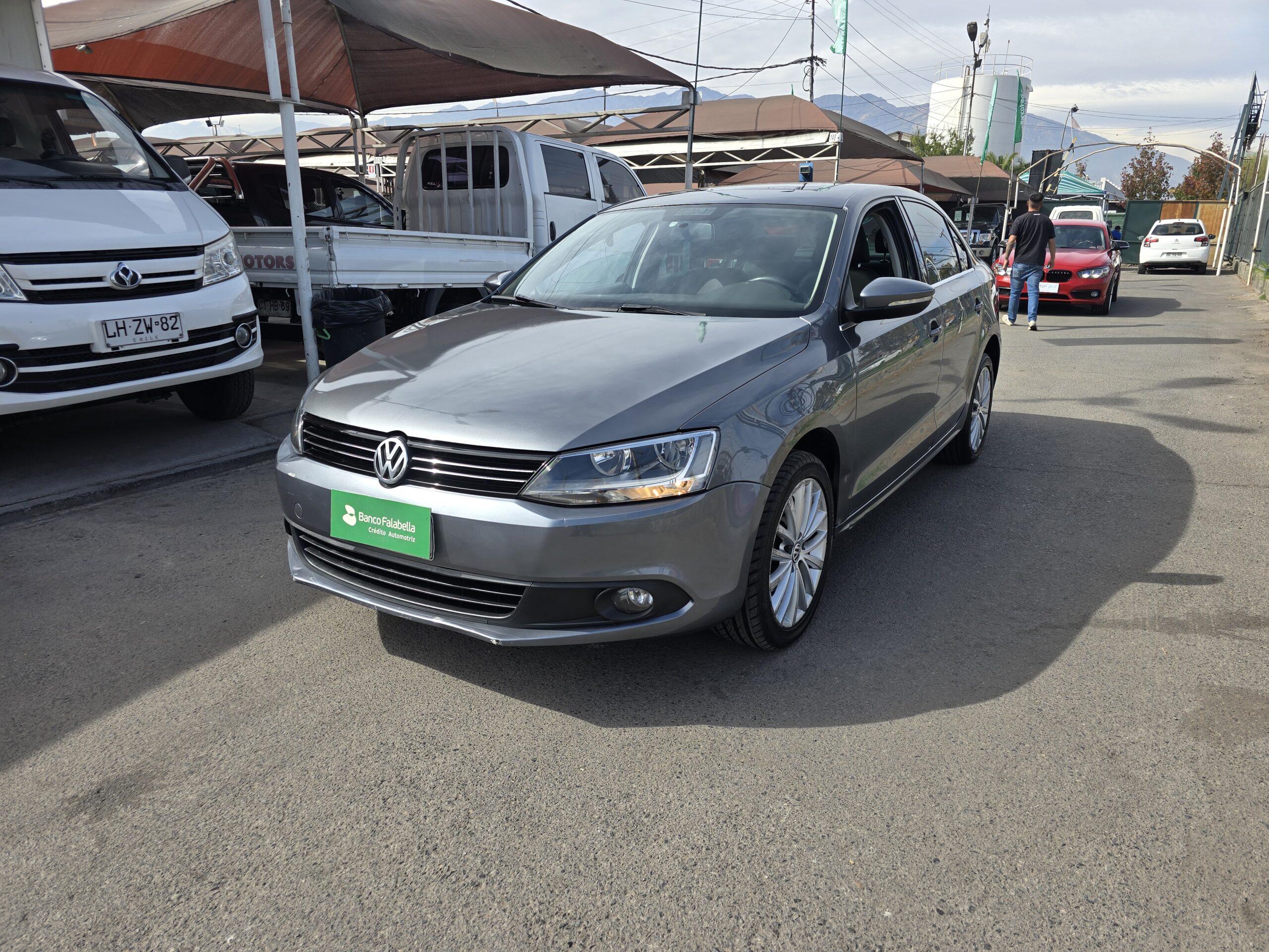 VOLKSWAGEN  VENTO 2012 2.0CC