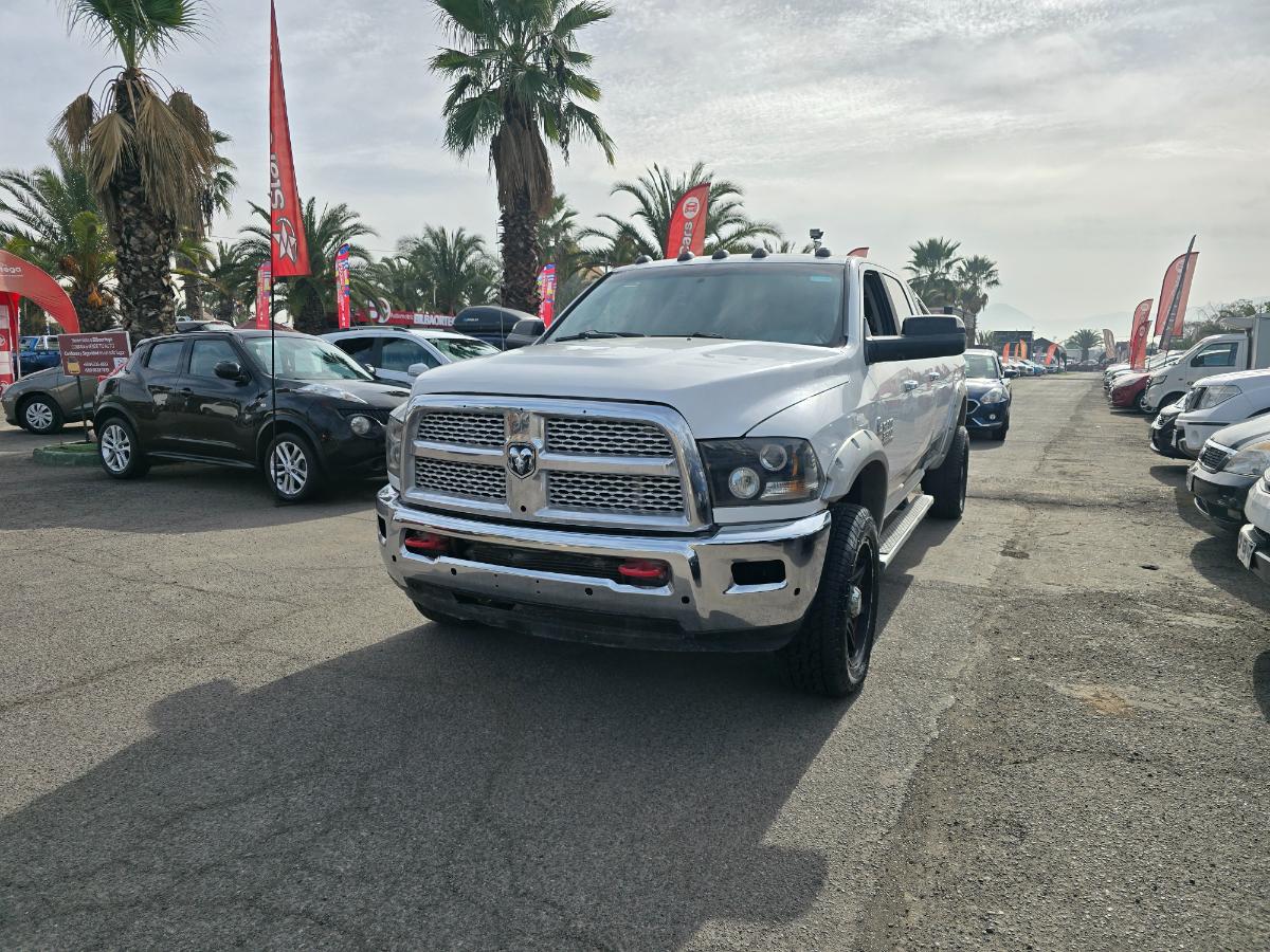 DODGE RAM 3500 4X4 HEAVY DUTY 2014 6.7CC