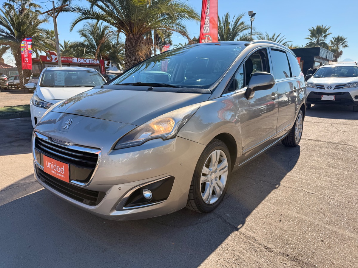 PEUGEOT 5008 AUTOMATICA DIESEL 2017 1.6CC